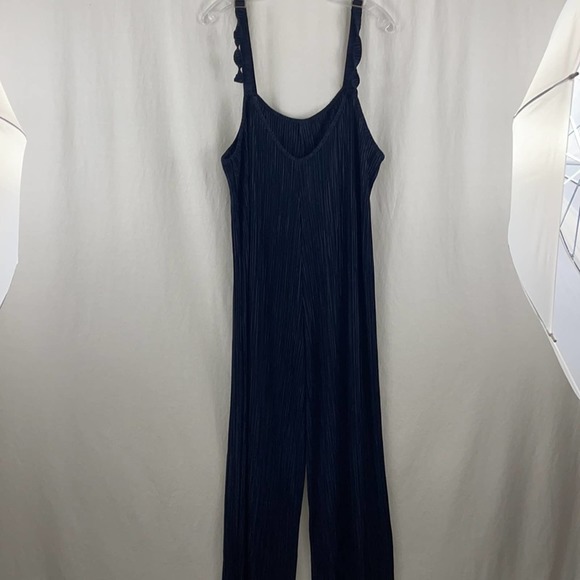 Pinkyotto New York Navy Pleated Jumpsuit - Picture 7 of 10